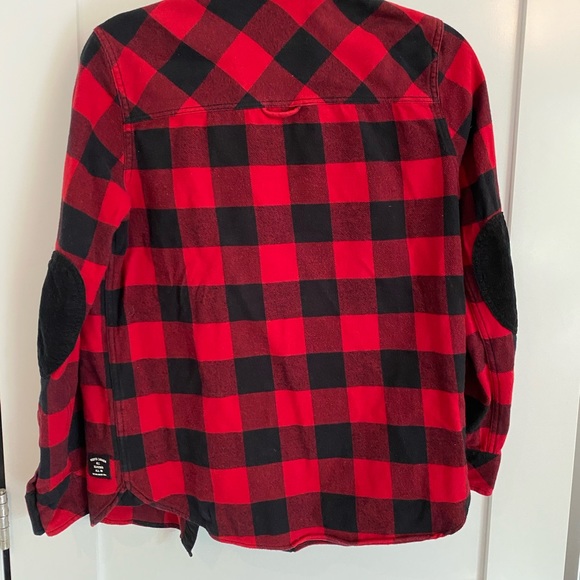 XS Iconic Roots flannel button down top - Picture 2 of 4